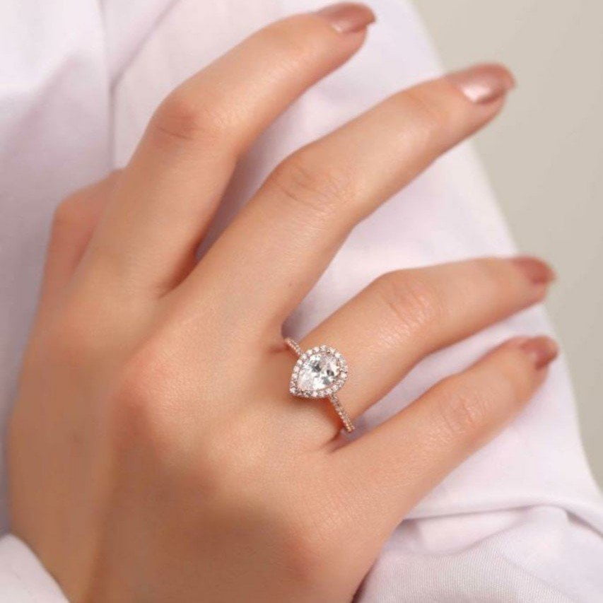 Damla Kadın Tektaş Yüzük